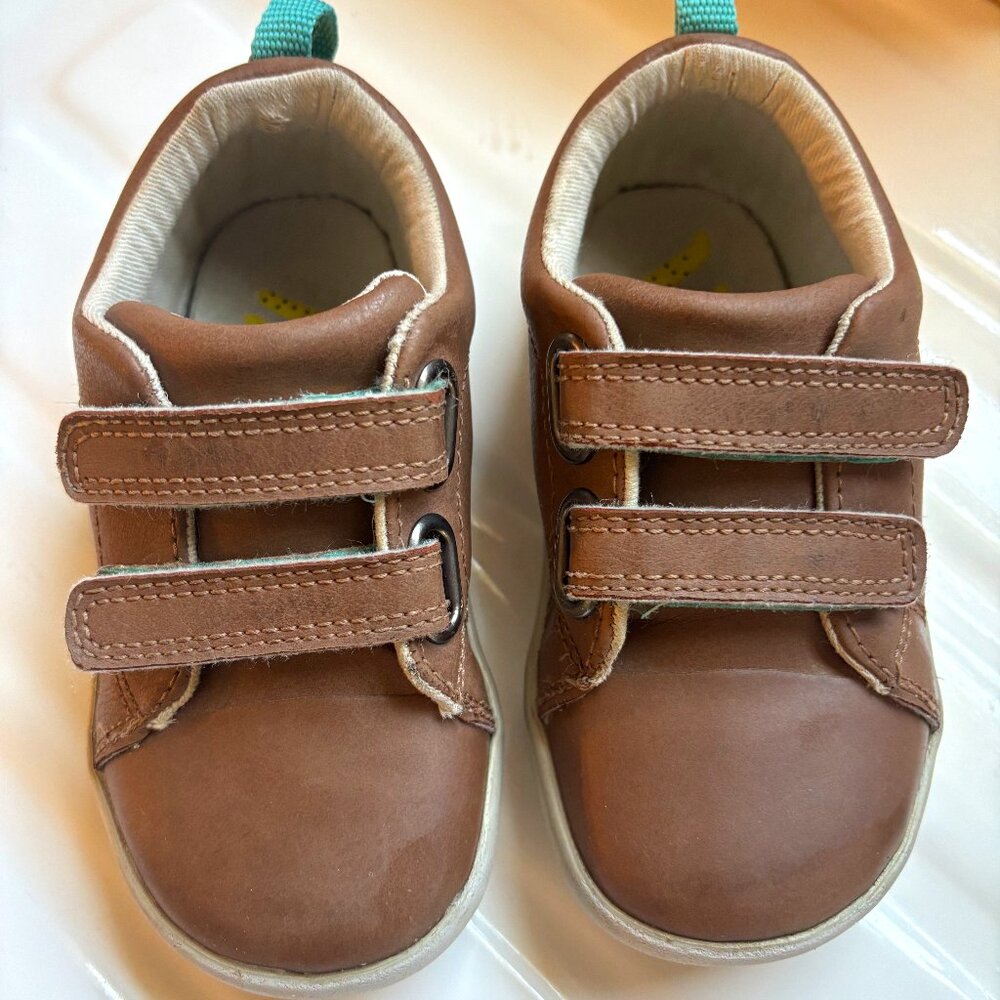Ten Little Everyday Original, Mocha Brown, Size 8 (Toddler)